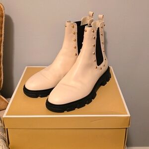 Michael Kors Chelsea boots